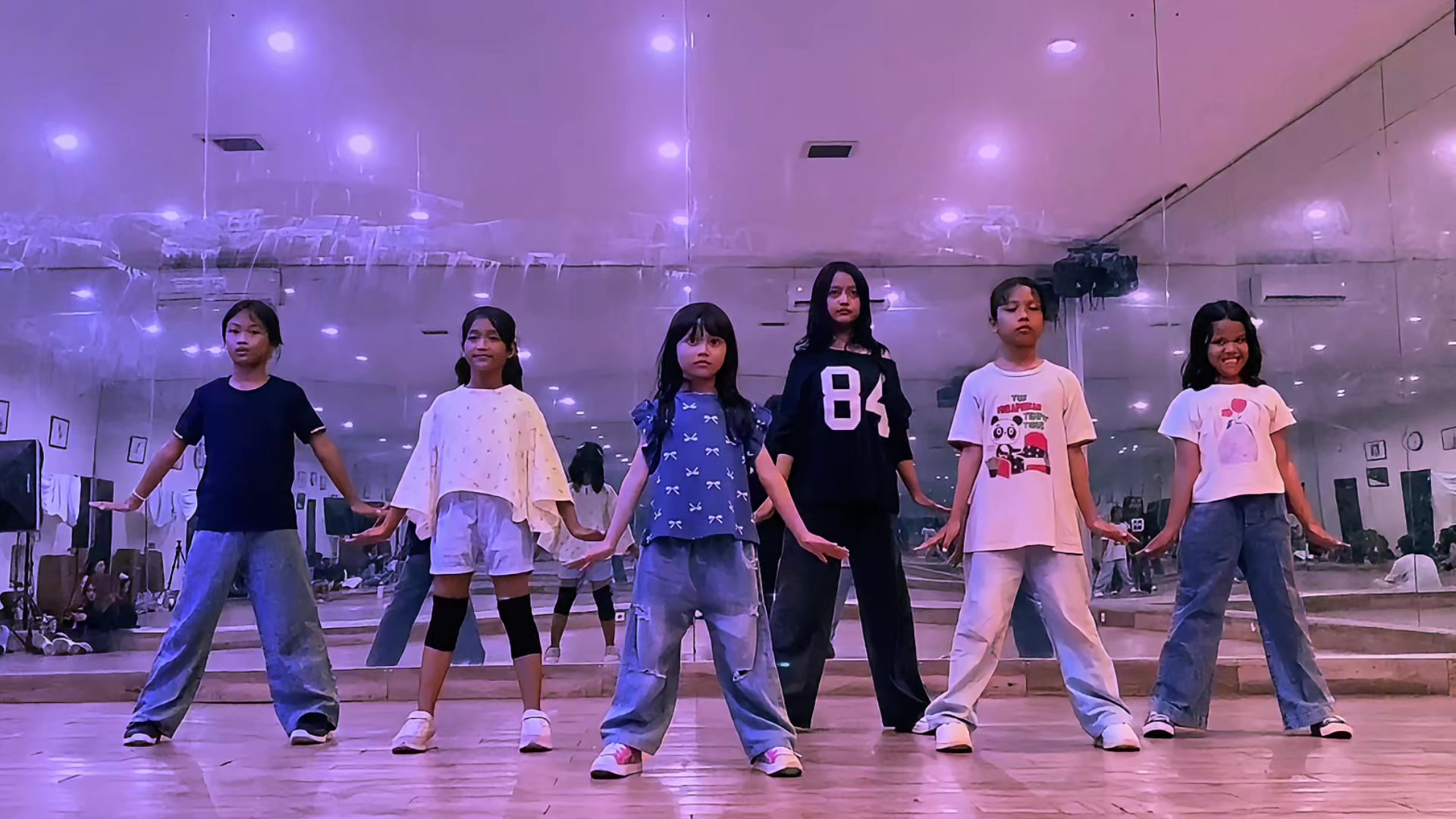 @vay_dance