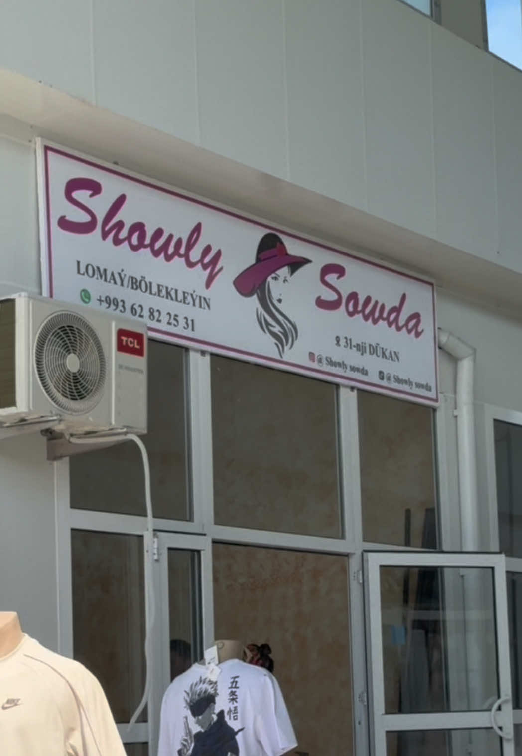 @ShowlySowda