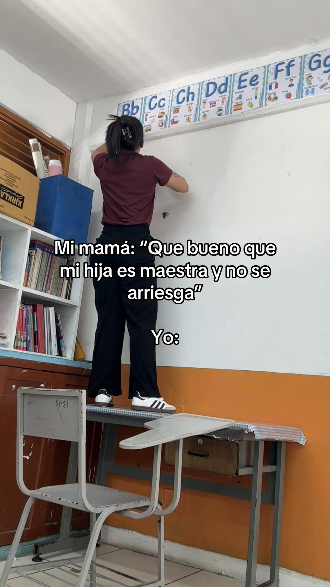 @Lilia Castillo 🌻🌈🍎🖍️