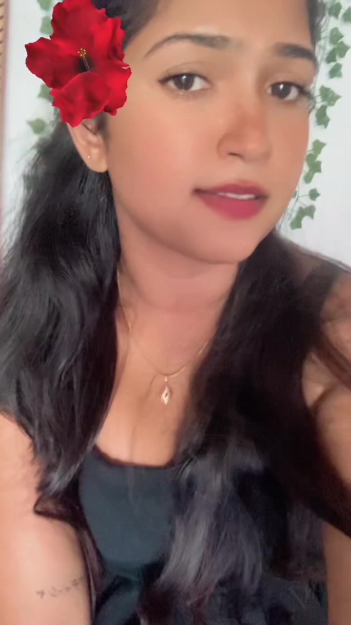 @Hansi----💗😙