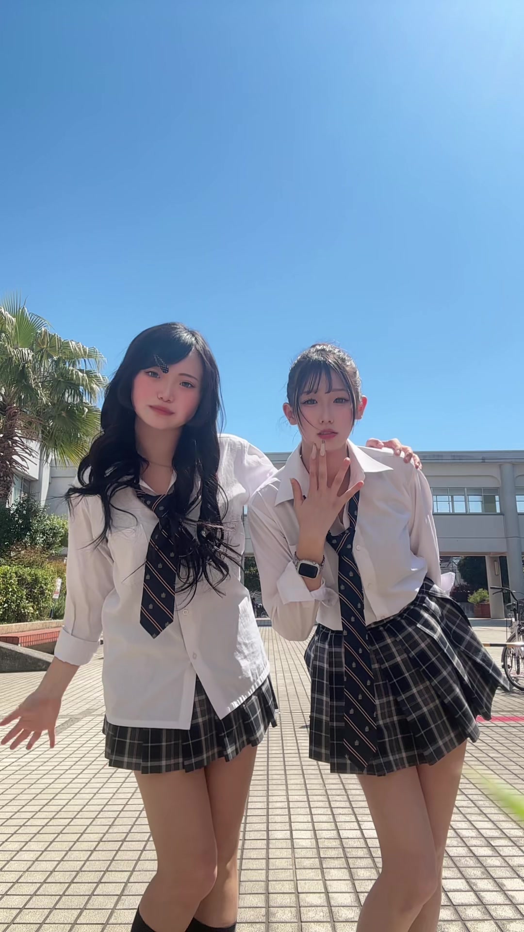 @えま