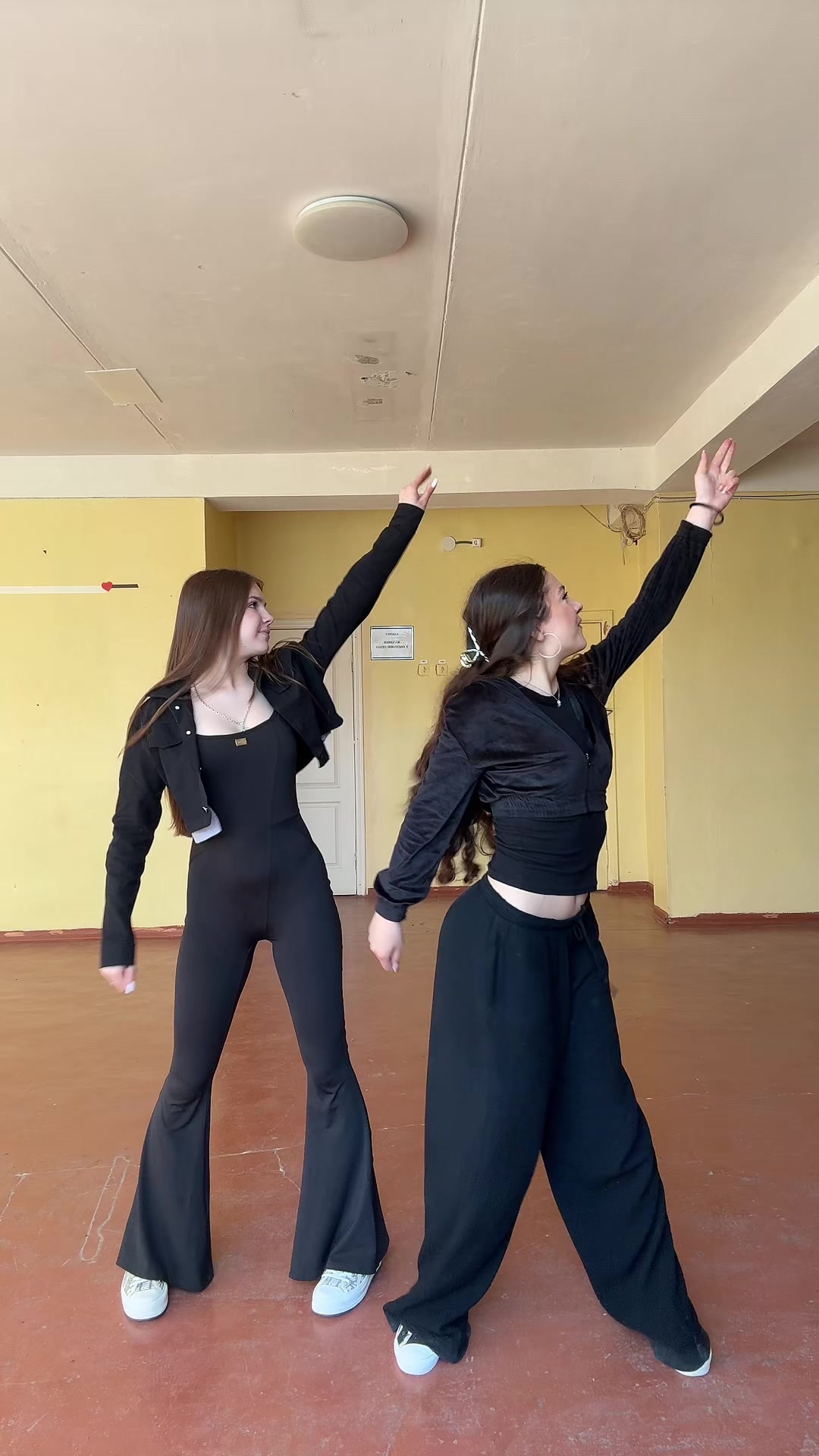 @Варя