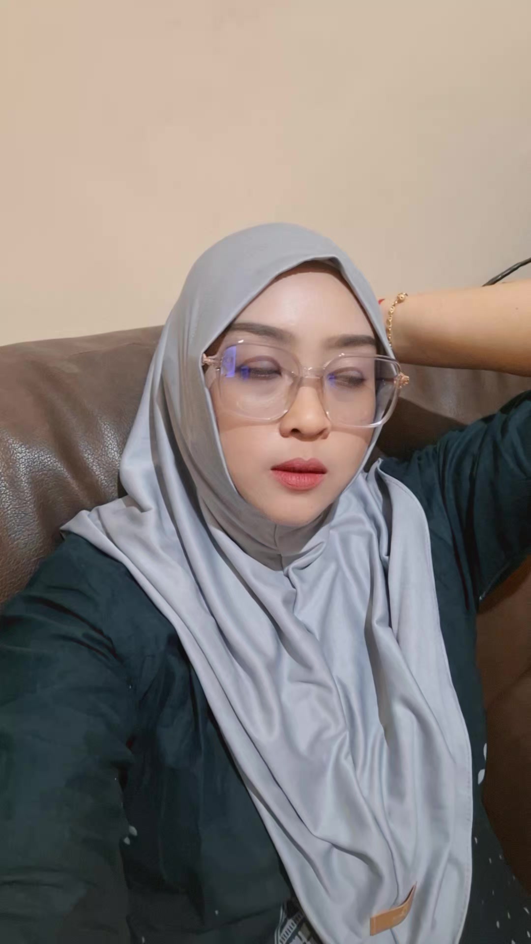 @Sofybintang