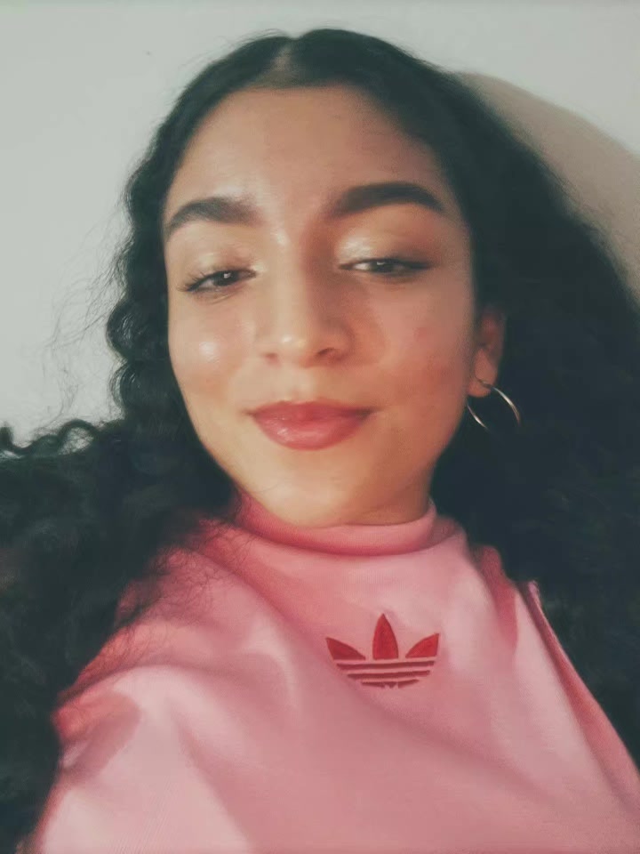 @aleja👩🏻&zwj;🌾⚡️