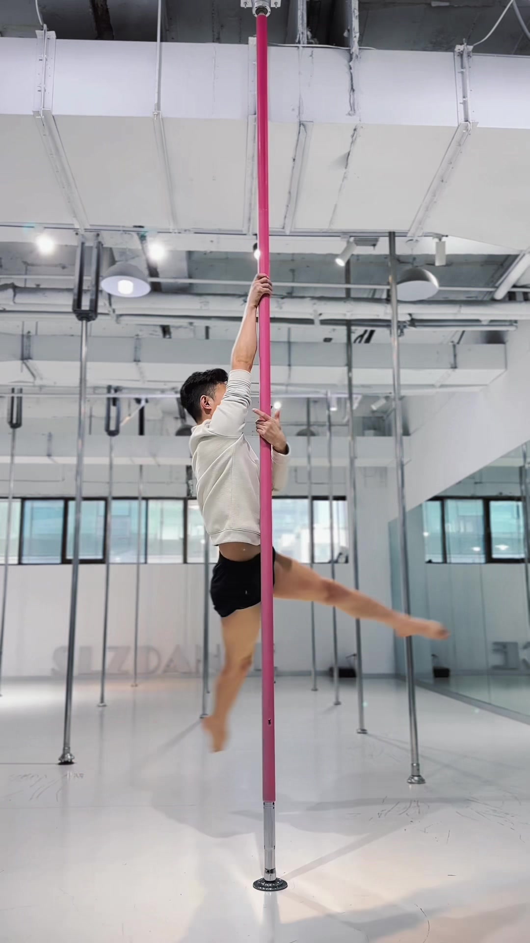 @poledance520