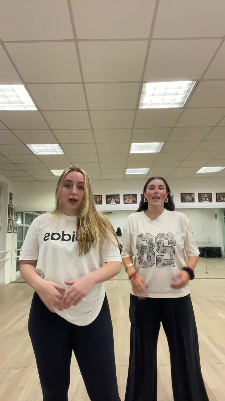 @danibom♡