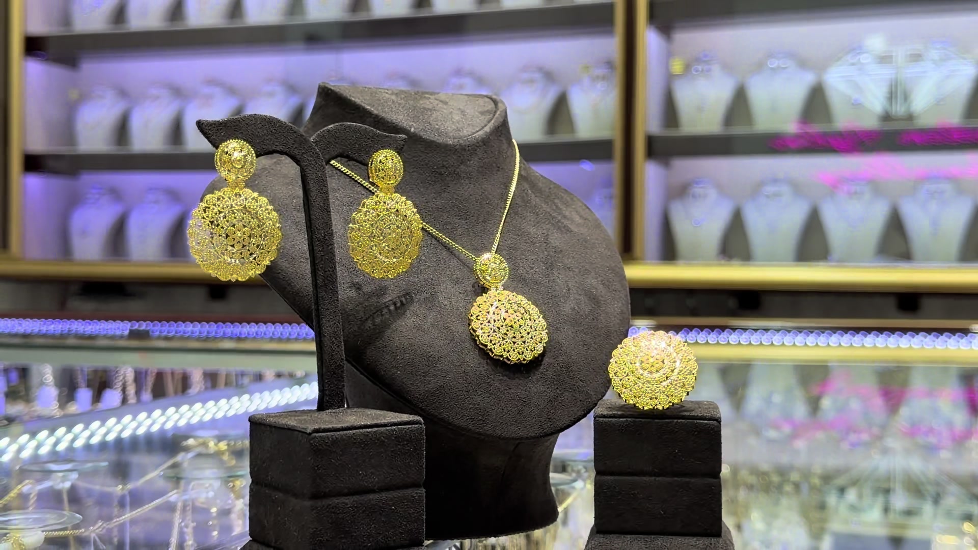 @Aydanaylin_jewellery