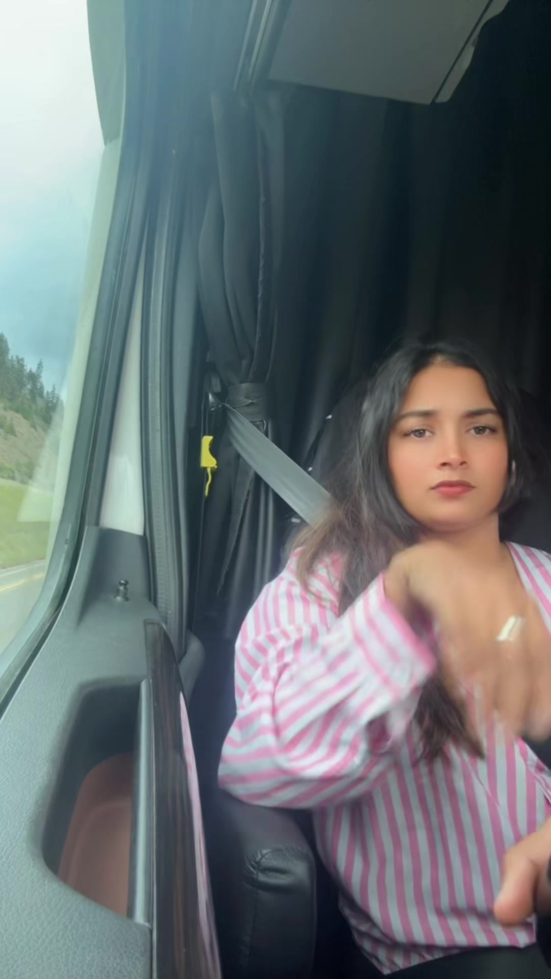 @Officialjeeti
