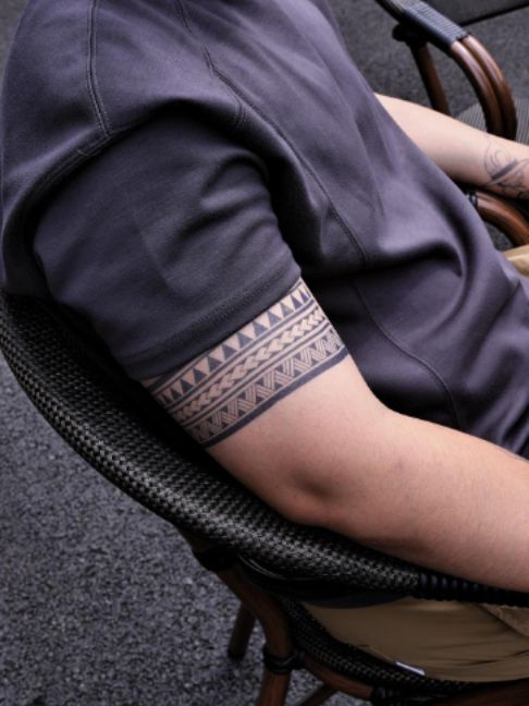 @ZOAR Tattoo
