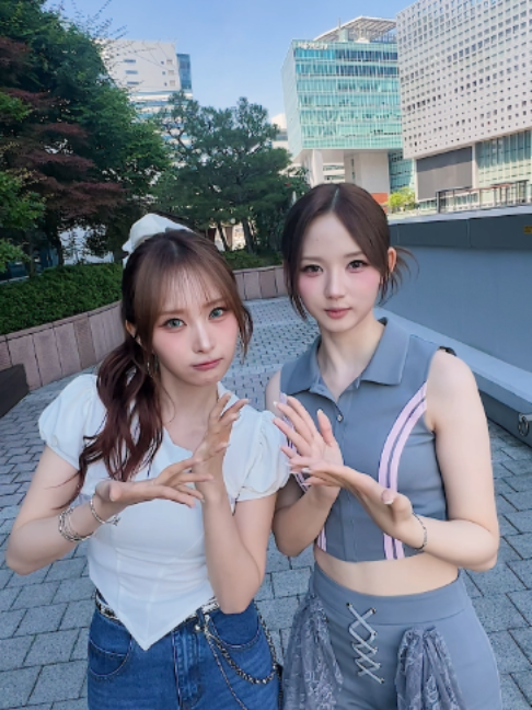 @tripleS
