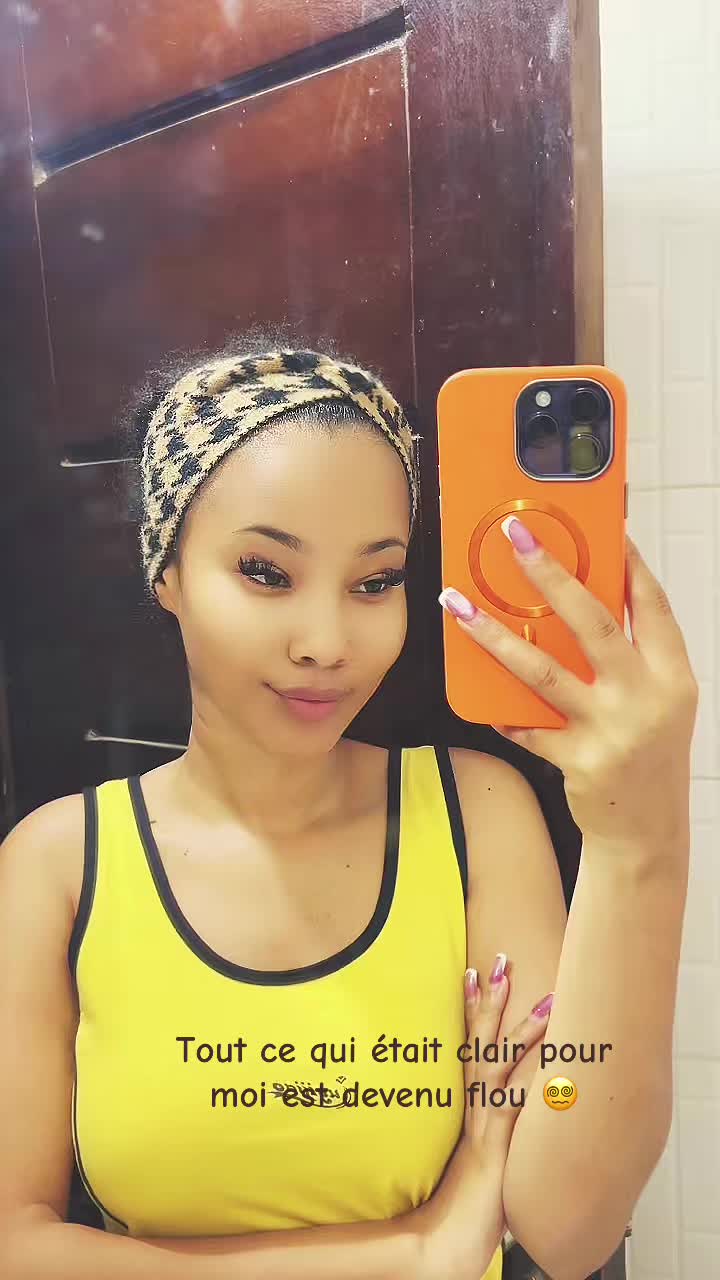 @Miss J A Y⚜️