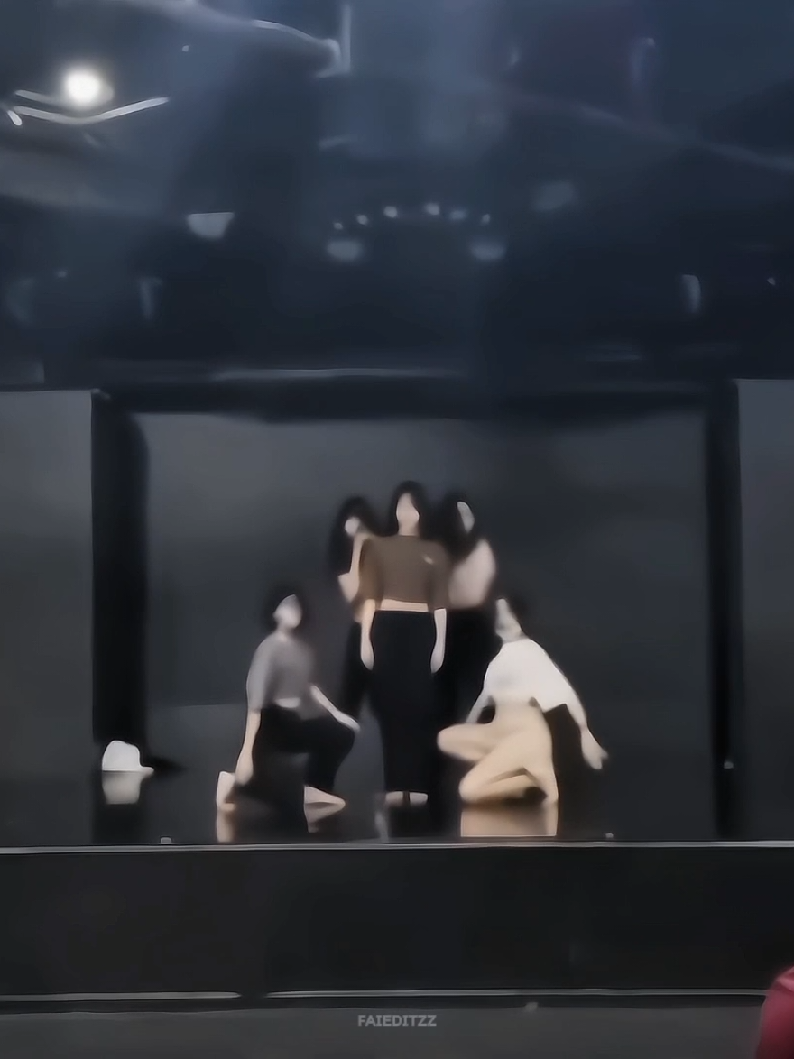 @ꜰᴀɪᴇᴅɪᴛᴢᴢ