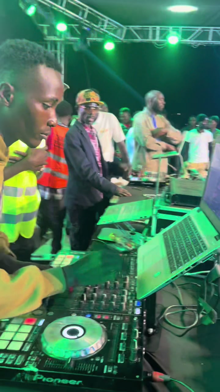 @Dj kenny pro ekijjumbula (New)