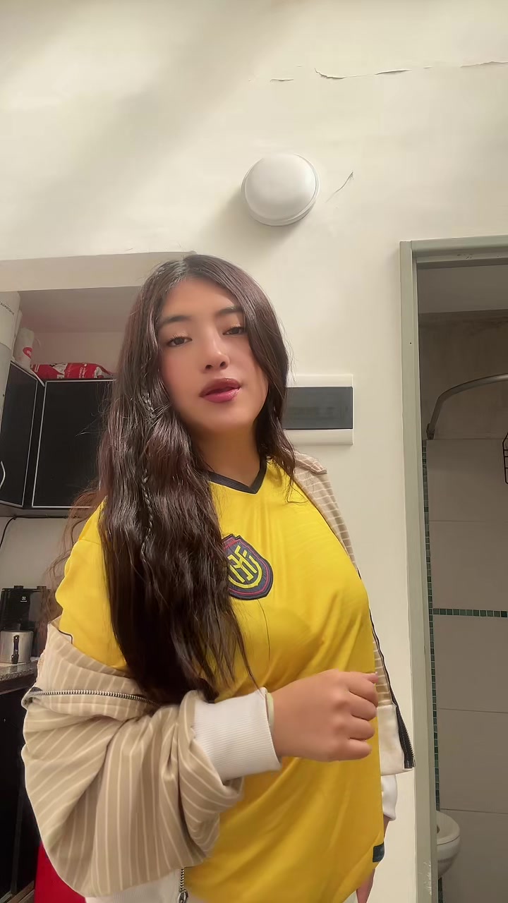 @Nicole✨