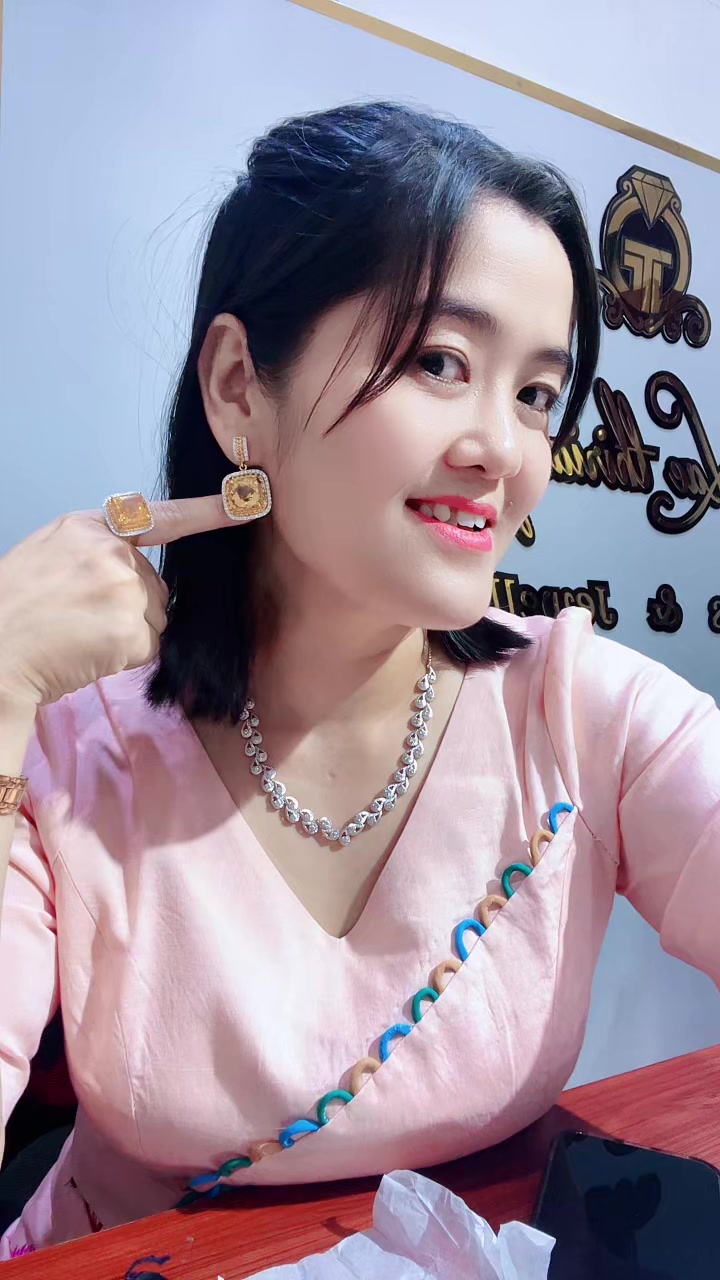 @Lae Thiri Aung Jewelry
