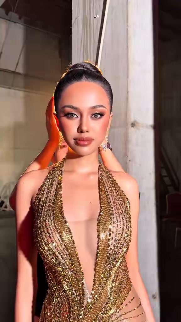@M♾️KH🇰🇭
