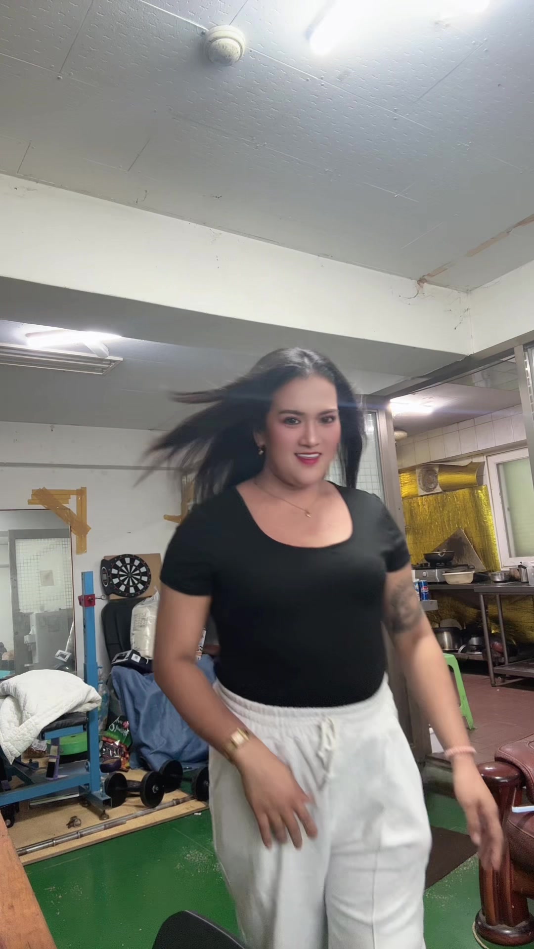 @Ms,Gemini girl🇨🇿🇰🇷🇺🇸