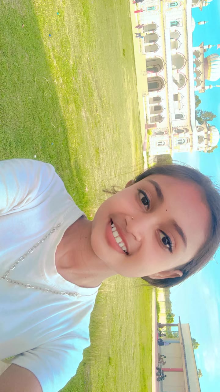 @Aaradhana paswan
