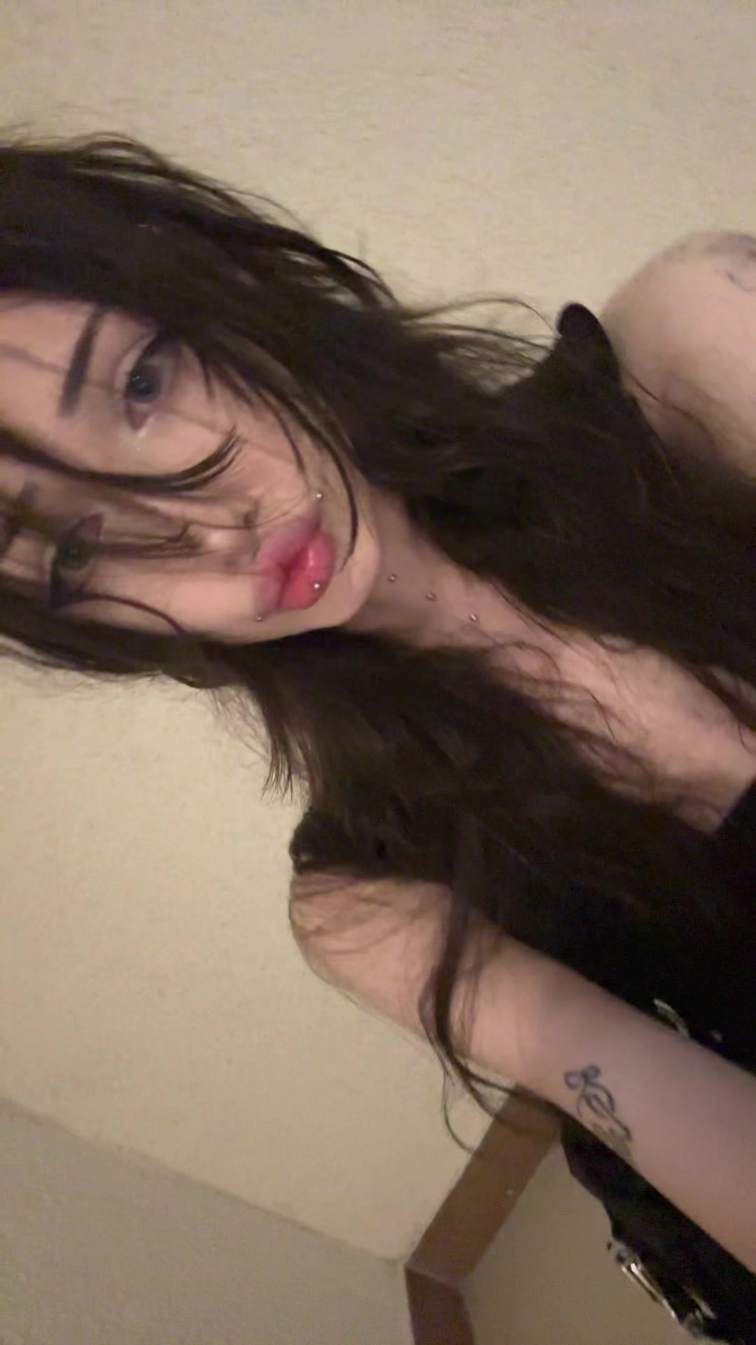 @h8telovr