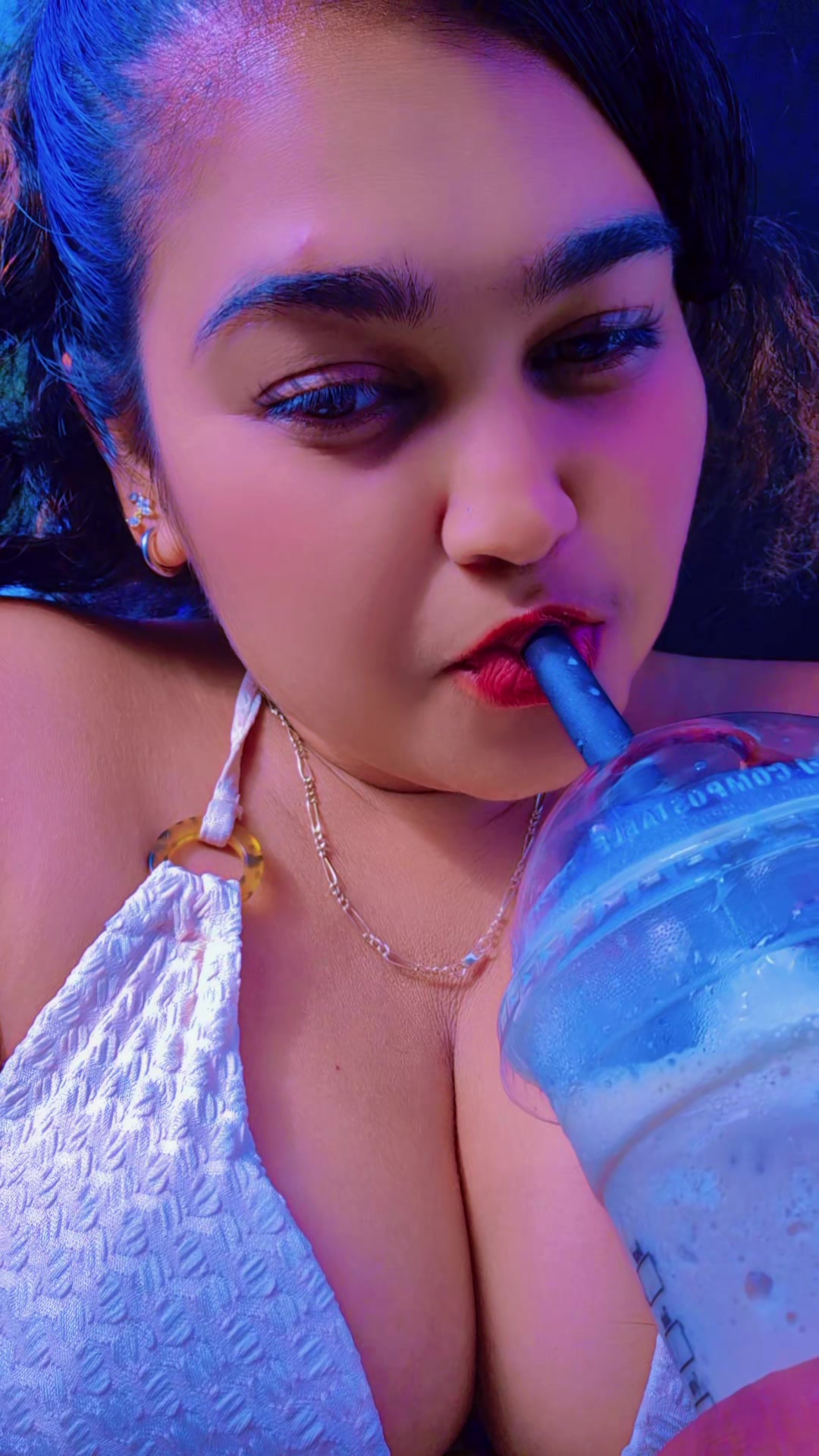 @Glamourous Shoba