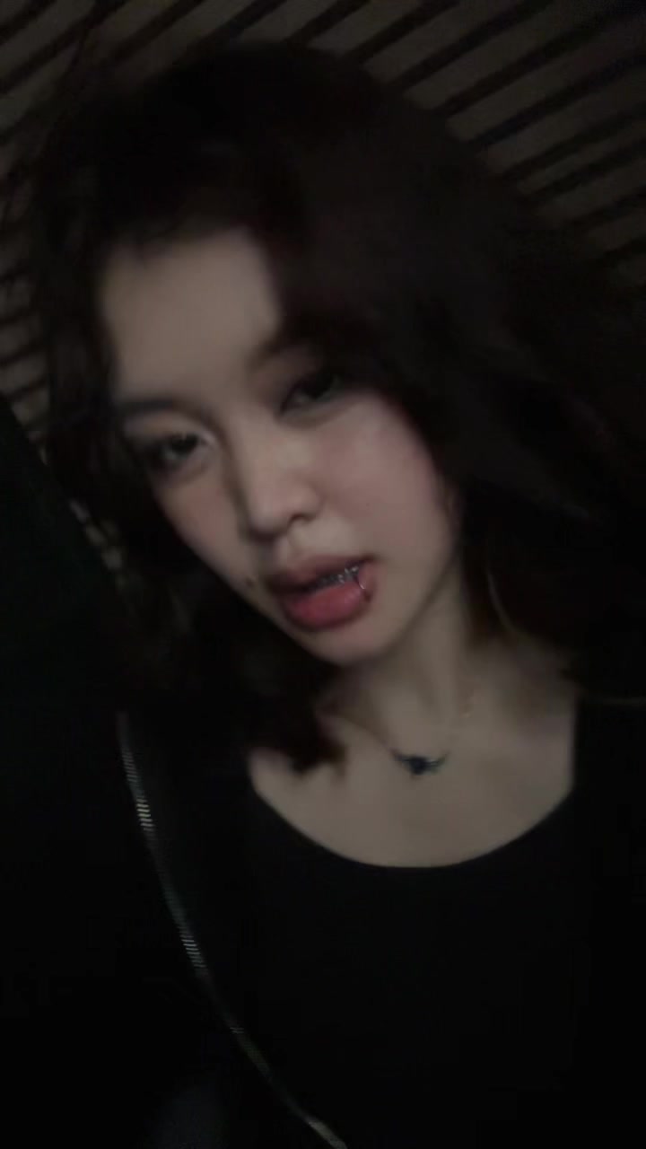 @lily‧₊˚✩