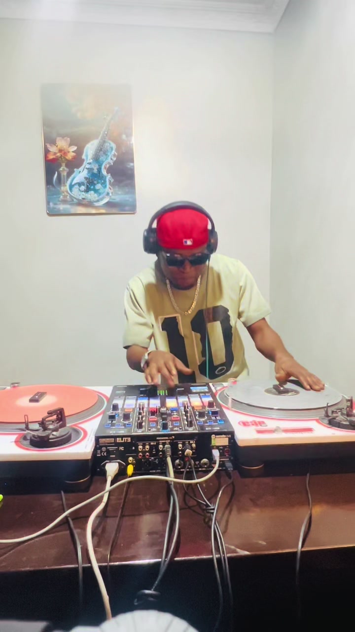 @DJ DEA