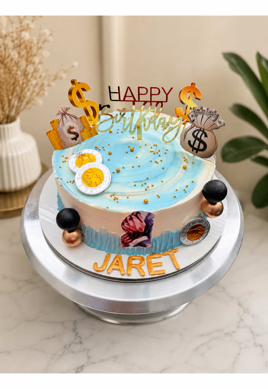 @Cake by lakshi