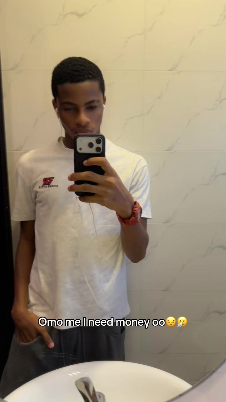 @ƬUNMISE✰🤍💫