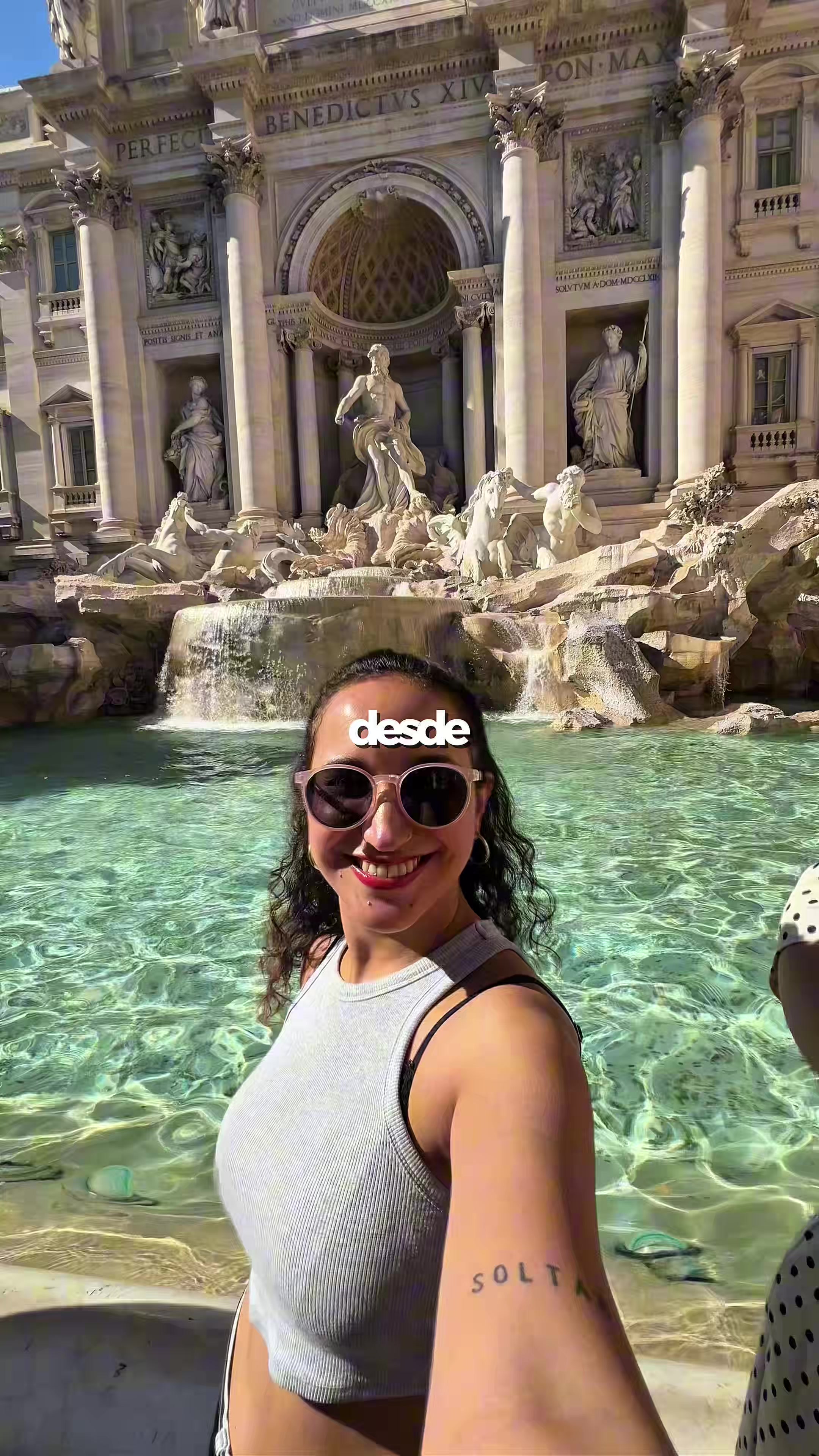 @Cami | Travel & Work