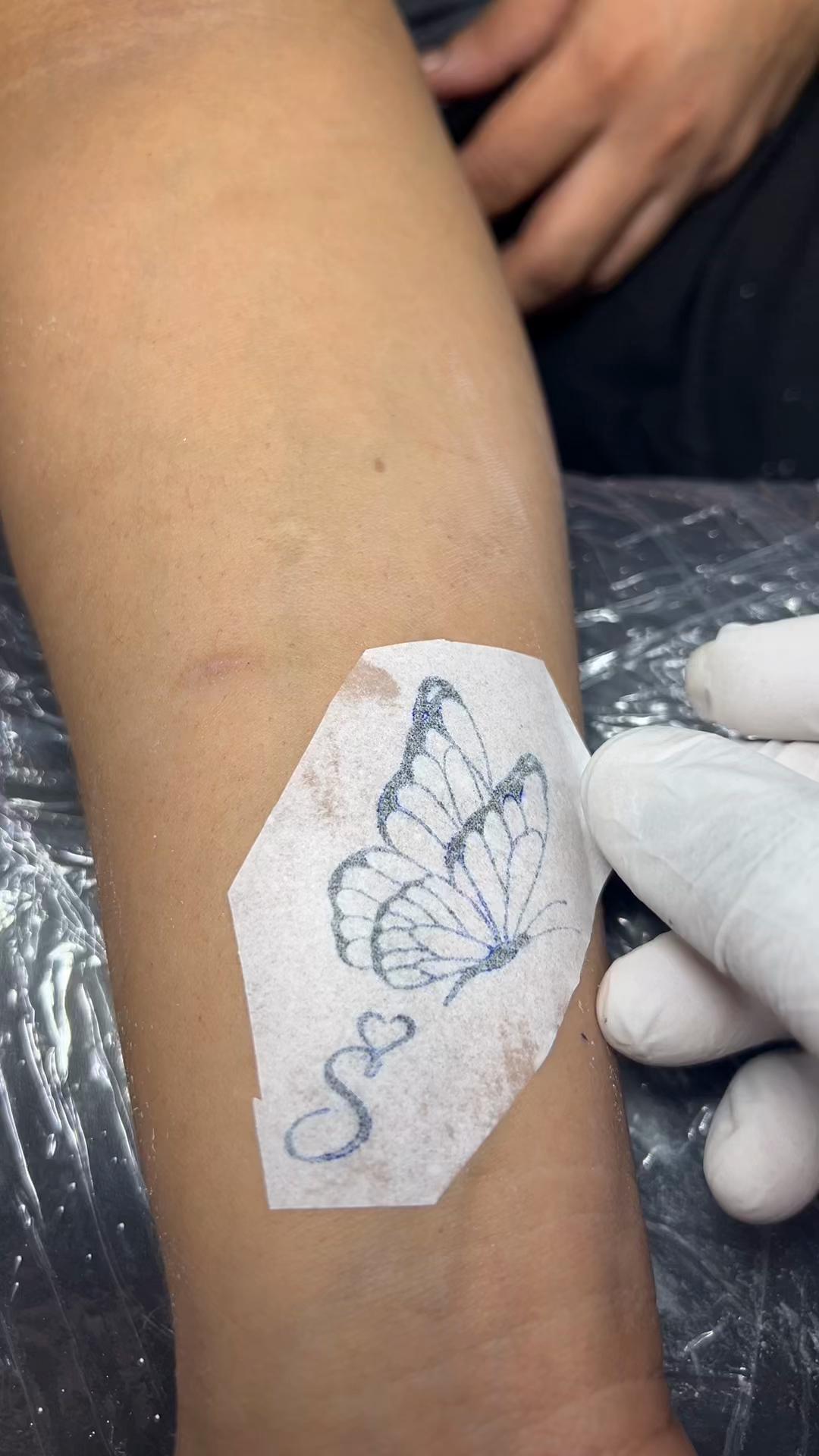 @Black cat Tatoo