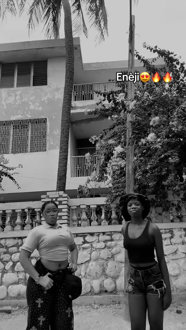 @🇭🇹Christie❤️