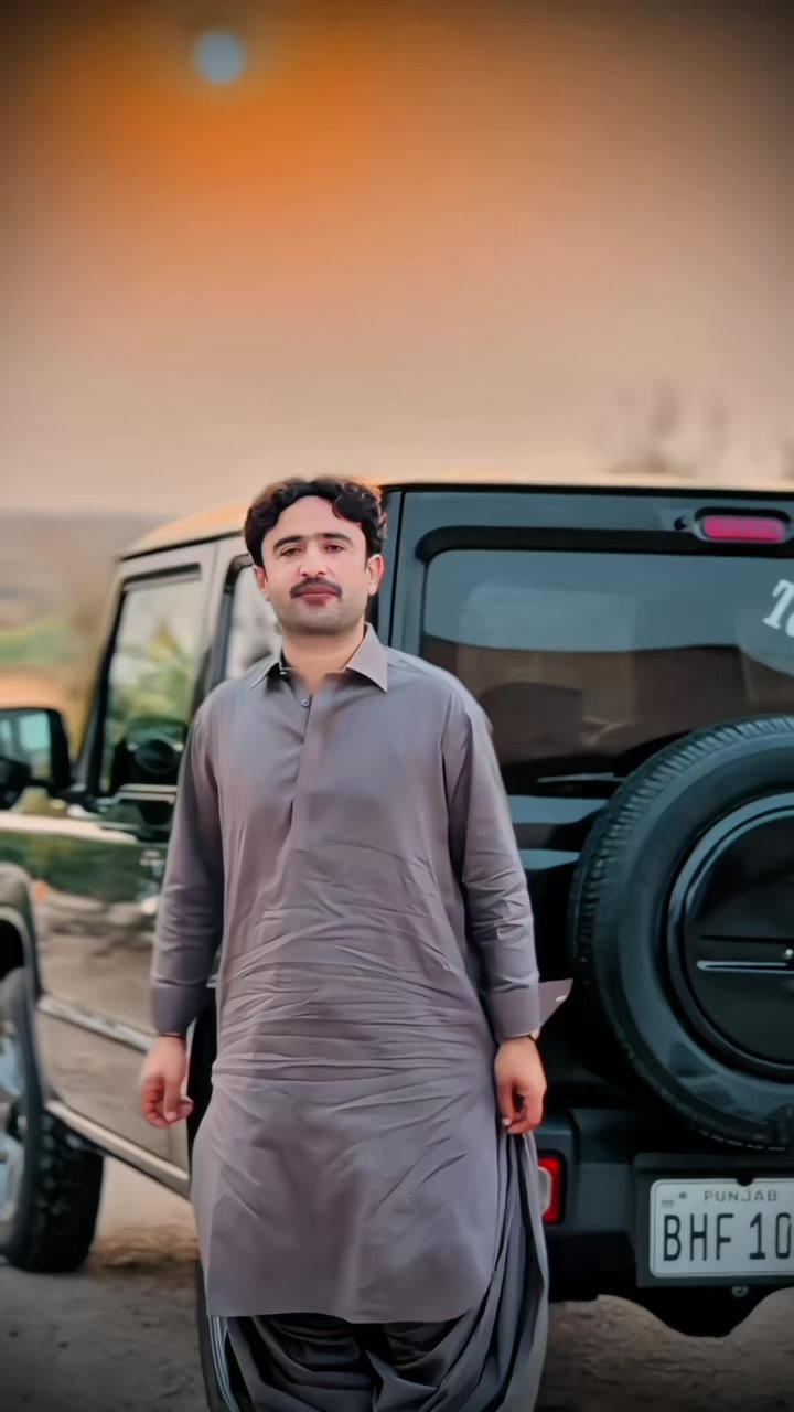 @Singer Tahir Farooq
