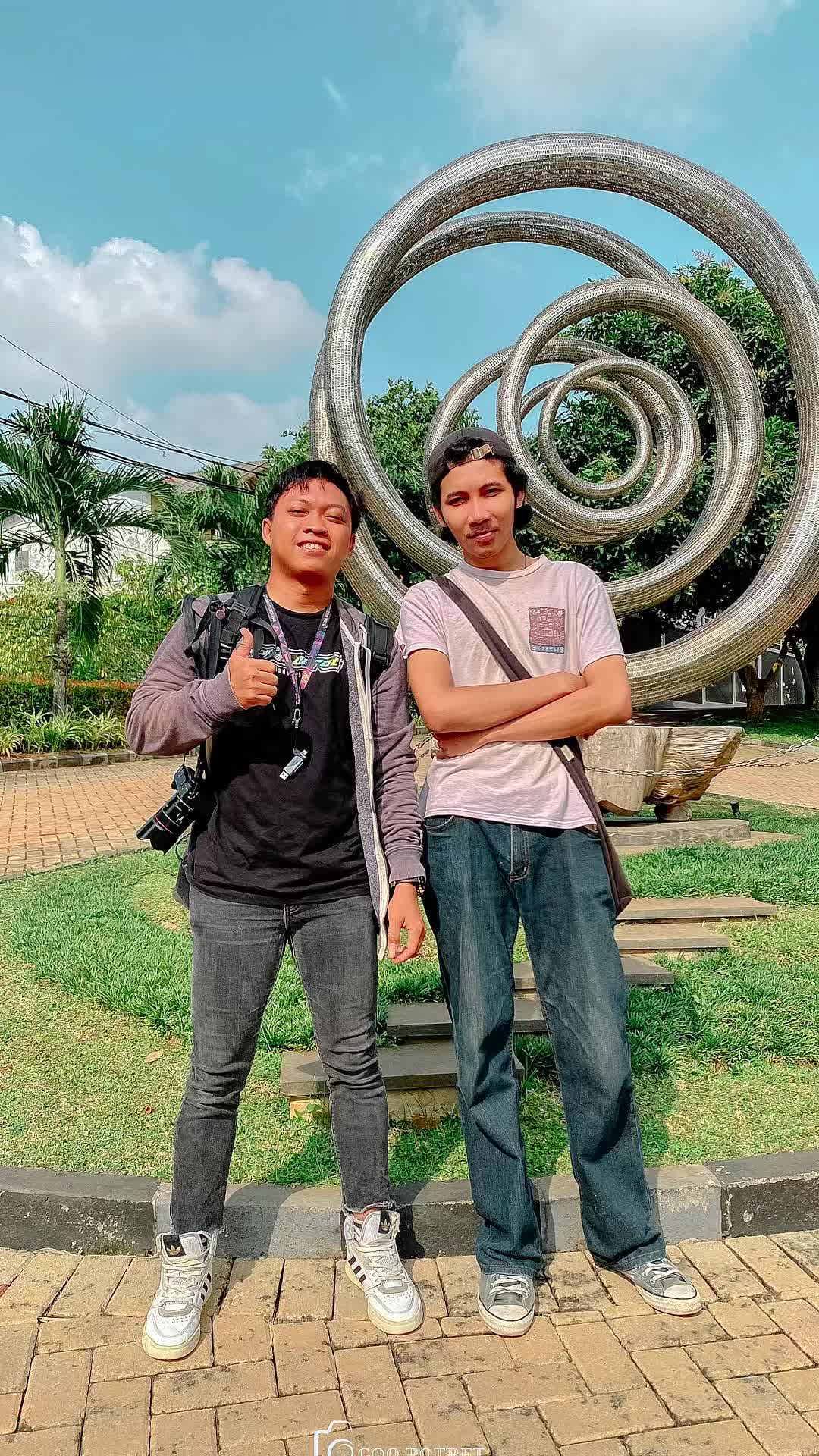 @OTOYphotograph