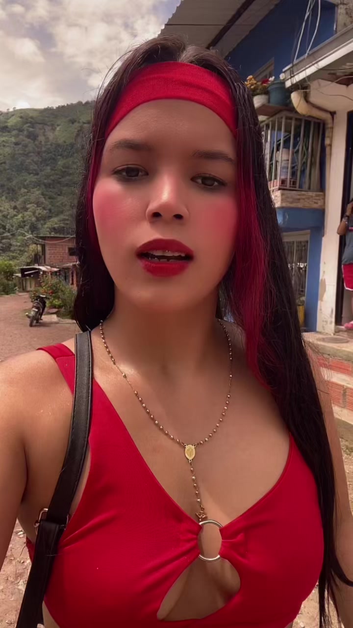 @Laura Reinoso ๐…