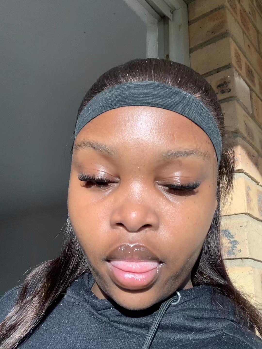 @Thando_🦋