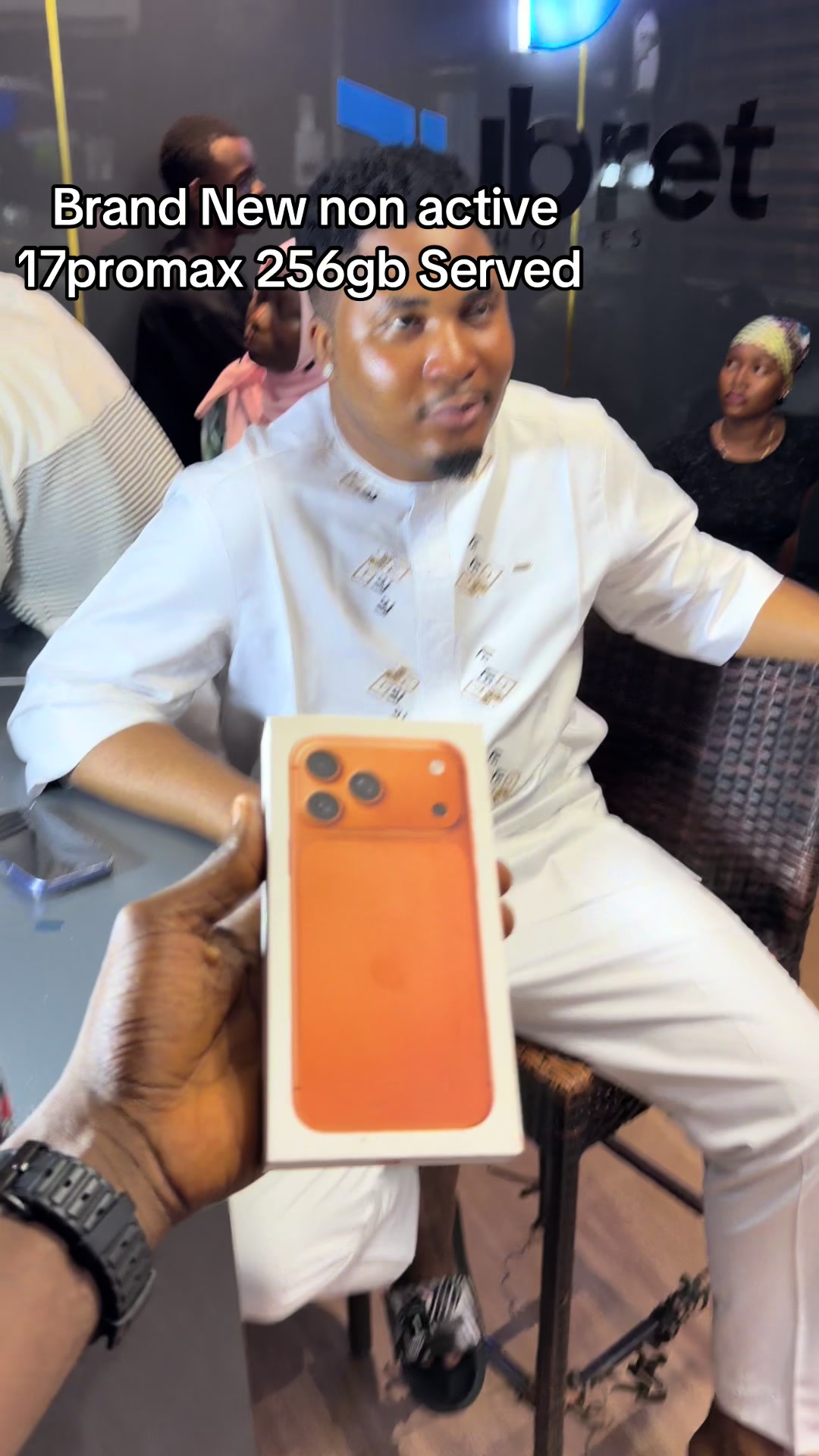 @PHONE AND GADGET STORE IN IB