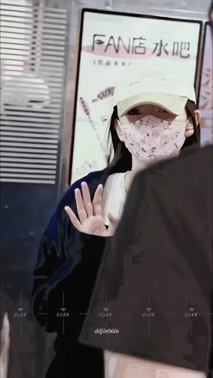 @𝗱𝗱ᴸⁱᵗᵗˡᵉ𐙚
