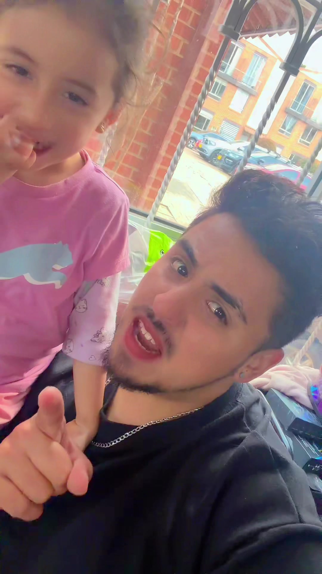 @Rafael Arturo García