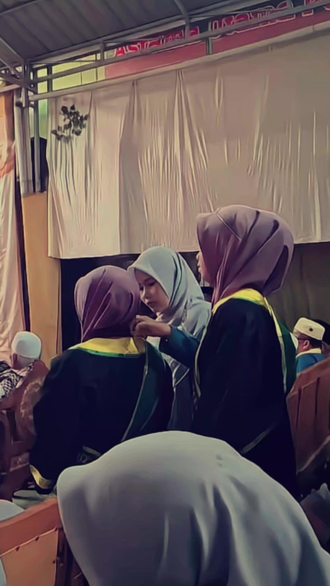 @NR`Ayaa♡