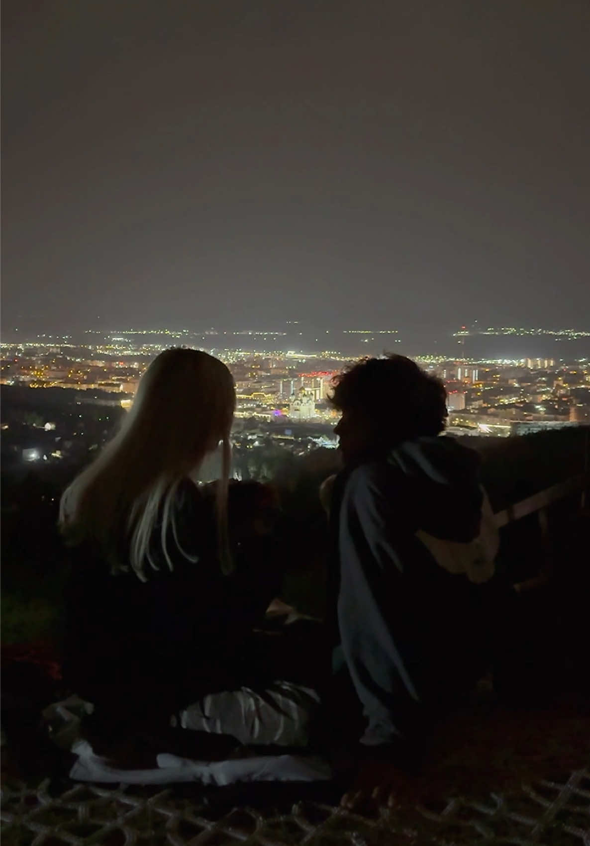 @Поля
