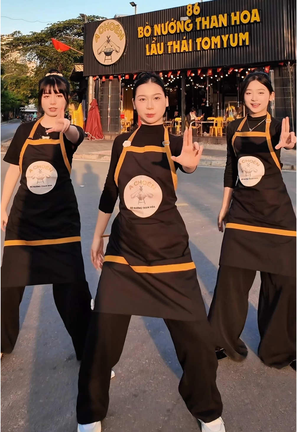 @A Choén Biết Nhảy