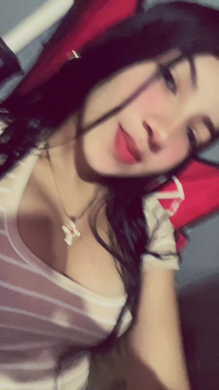 @Valentina.