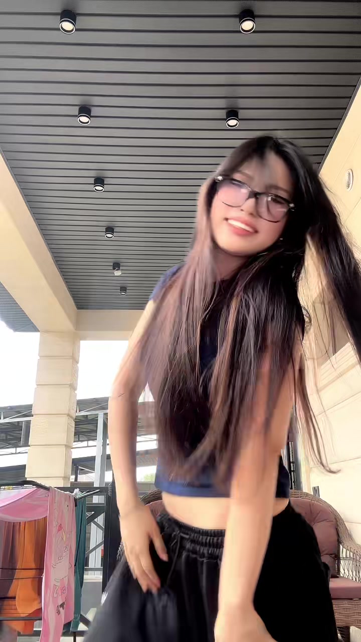 @DAYANA