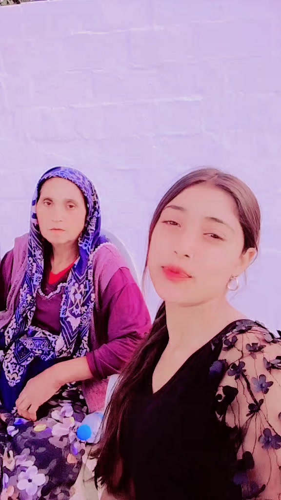 @Ayşe Kanham