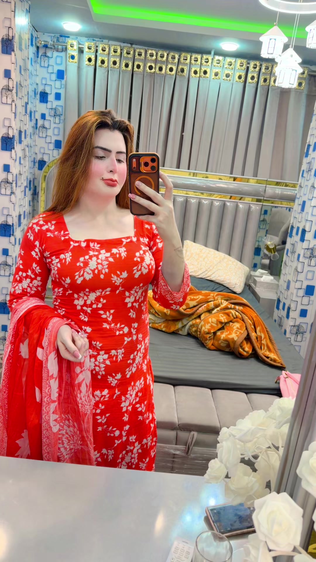 @Riya Khan34