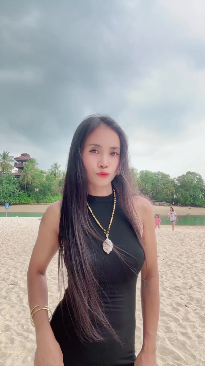 @🇲🇲ခင်စံပယ်ဦး🇸🇬