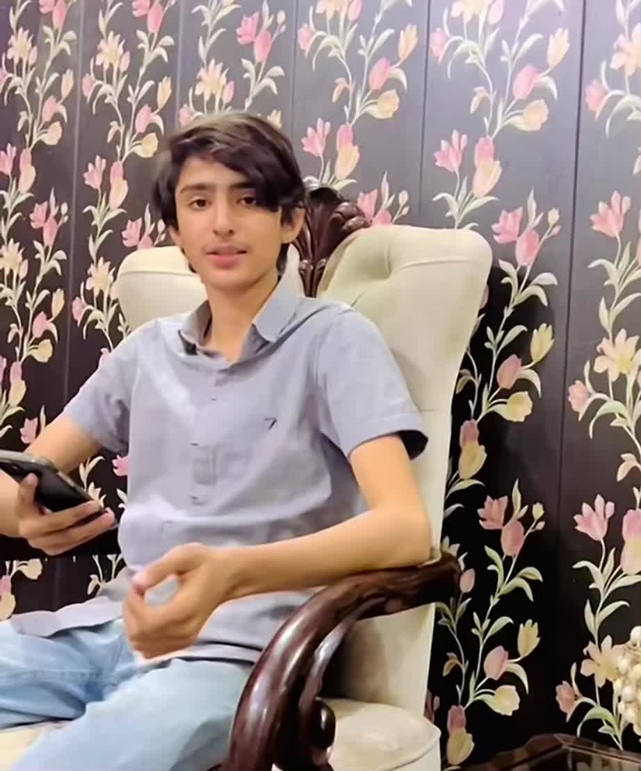 @✨عمر بلوچ 💸