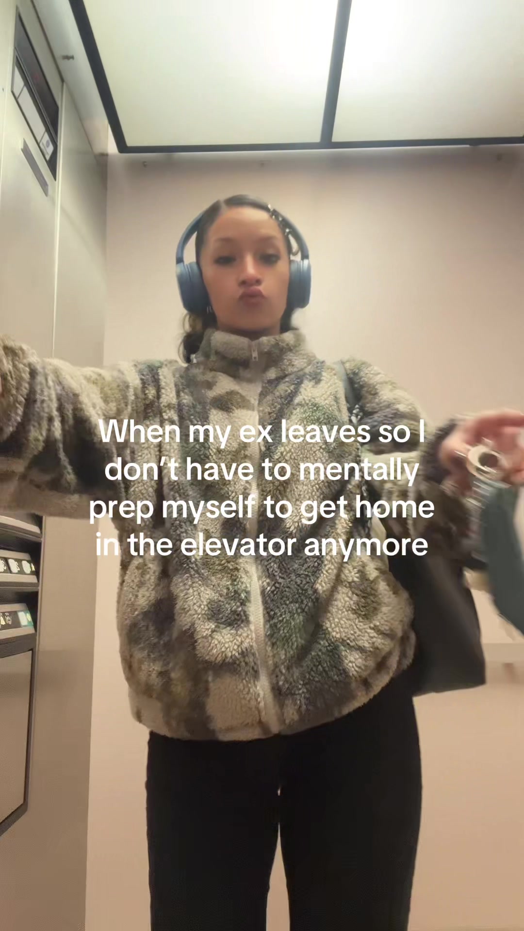 @◡̈