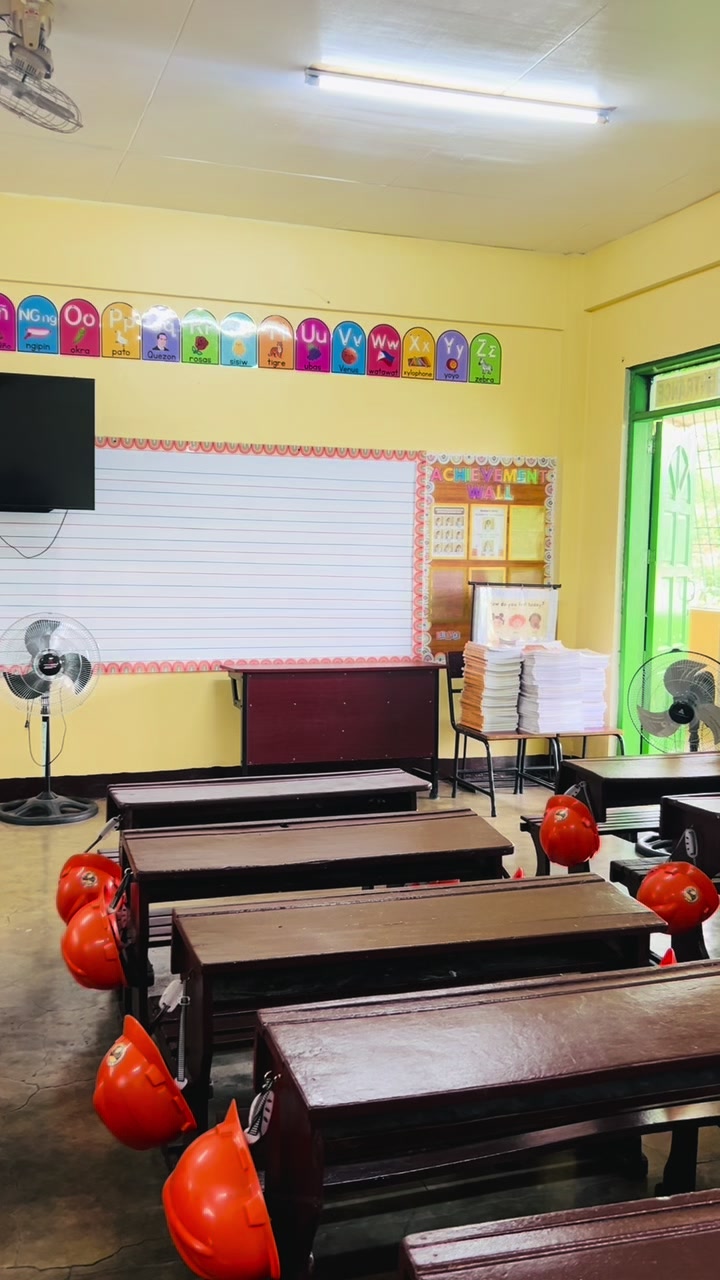 @teacherangela0802