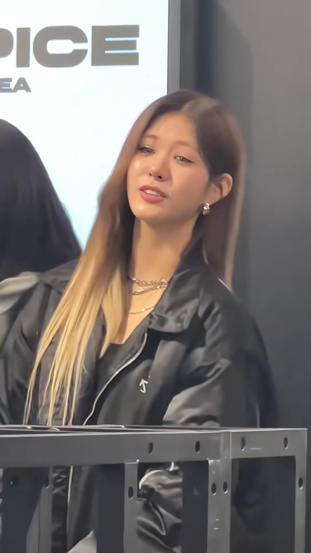 @Everglow